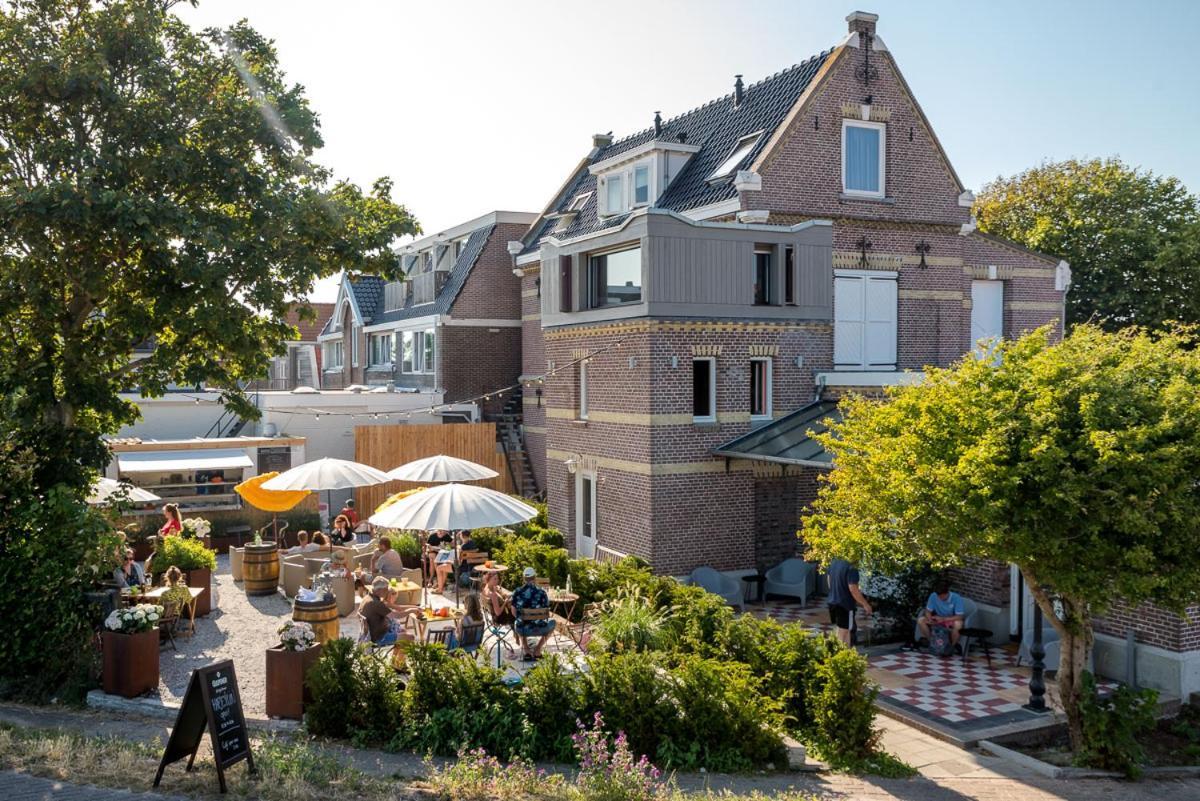 Loods Hotel Vlieland Bagian luar foto