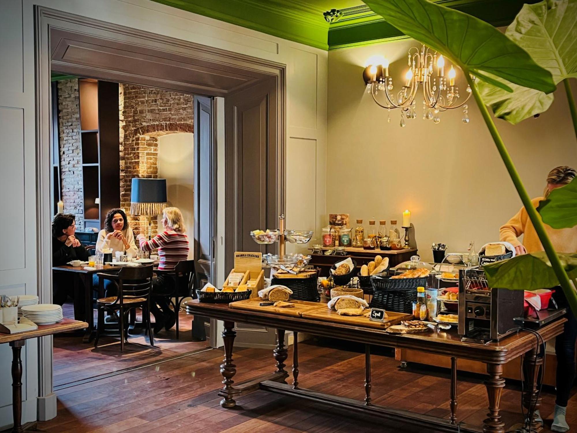 Loods Hotel Vlieland Bagian luar foto
