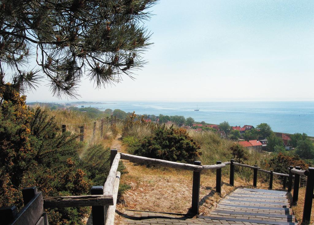 Loods Hotel Vlieland Bagian luar foto